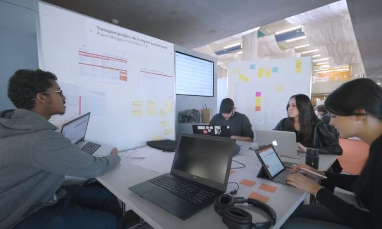 Les hackathons pollinisent la Ruche